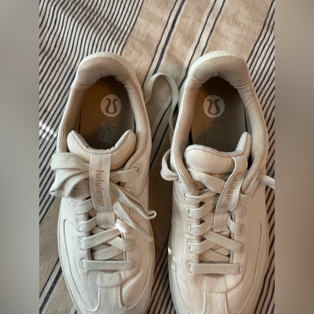 Lululemon Cityverse sneakers - Picture 4 of 8